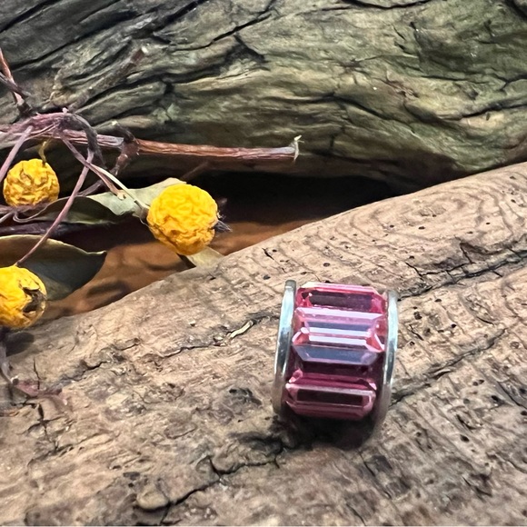 New Chamilia Swarovski Pink Baguette Charm Sterling Silver Swarovski Crystal - Picture 3 of 8